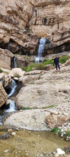 عکس آبشار گیسو