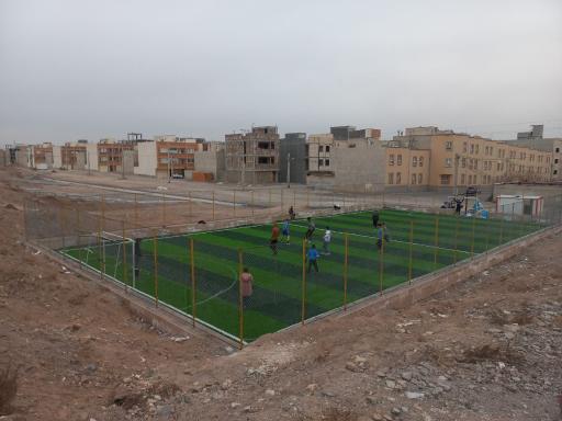 عکس زمین چمن مقر شهید ابراهیم هادی 