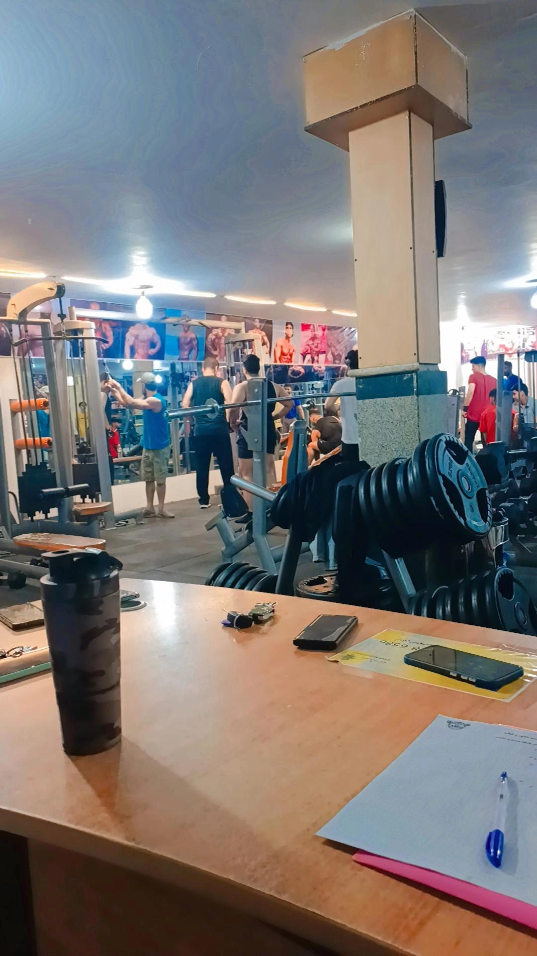 عکس باشگاه بدنسازی تندیس