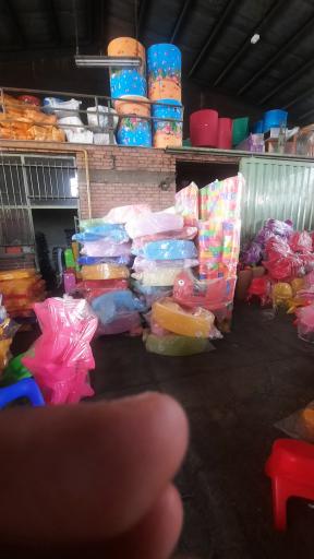 تجهیزات خانه بازی لیانا پارک