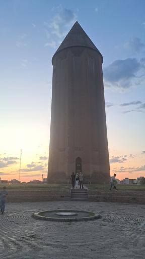 عکس گنبد کاووس