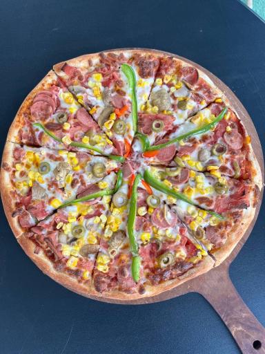 عکس کافه رستوران رد نایت