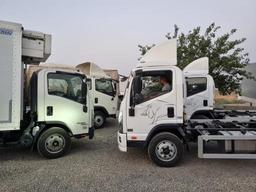 عکس نمایشگاه کامیون حسین آبادی