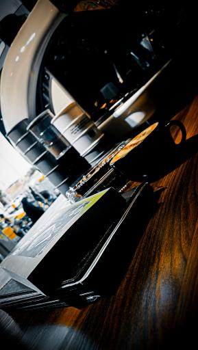 عکس کافه برشا