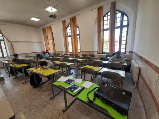 عکس ساختمان اصلی دبیرستان ماندگار البرز