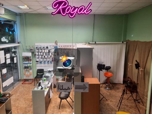 عکس خدمات موبایل و کامپیوتر و کافی نت رویال