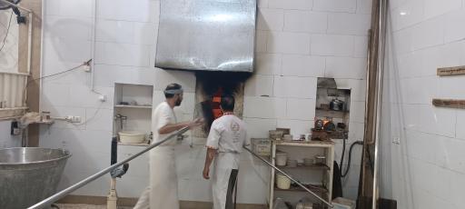 عکس نانوایی سنگک