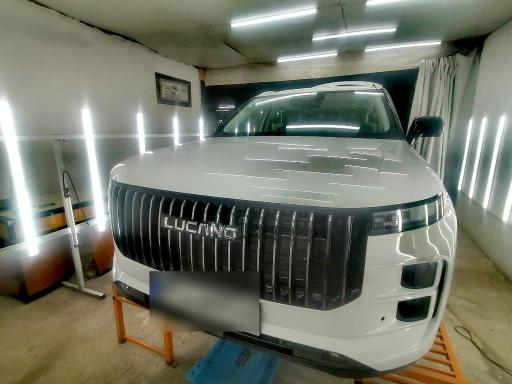 عکس کارشناسی رنگ سعادت