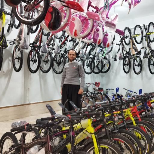 عکس فروشگاه دوچرخه سۆران بایک