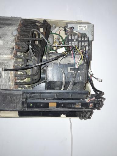 عکس خدمات فنی سرمایشی آلاسکا