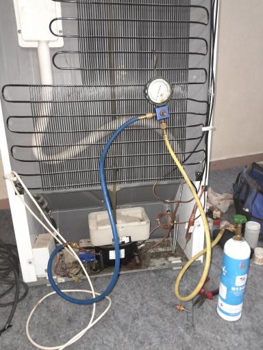 عکس خدمات فنی سرمایشی آلاسکا