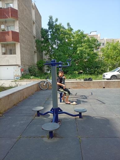 عکس پارک زعفرانیه