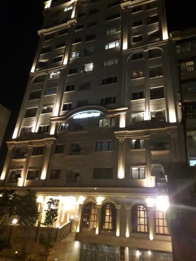 عکس برج گل نرگس