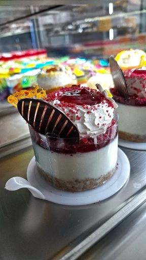 عکس کیک و شیرینی وانیل