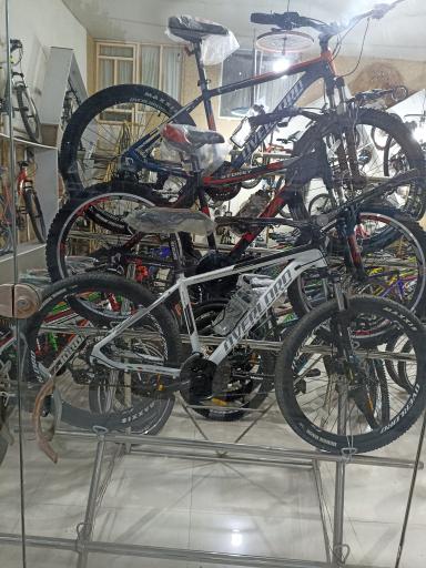 عکس فروشگاه دوچرخه حسین مدانلو