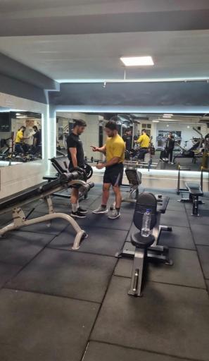 عکس باشگاه بدنسازی نیاوران