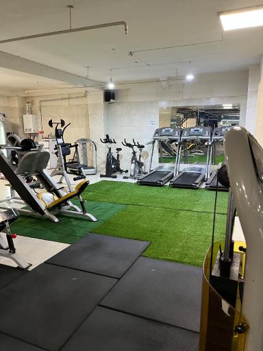 عکس باشگاه بدنسازی نیاوران