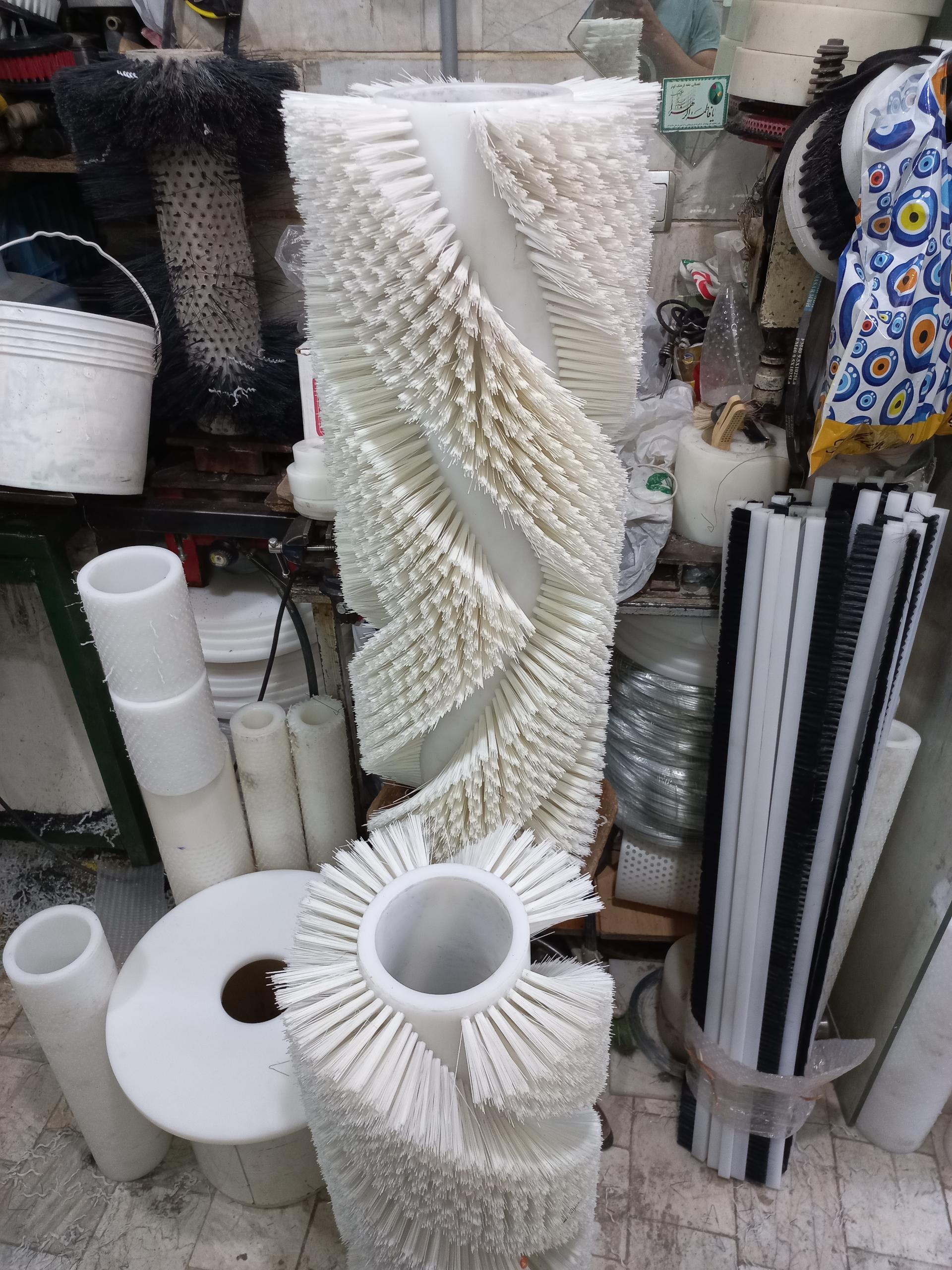 عکس فروشگاه برس مسرور