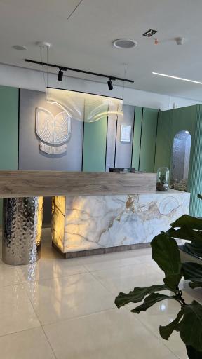 مرکز زیبایی بهارو