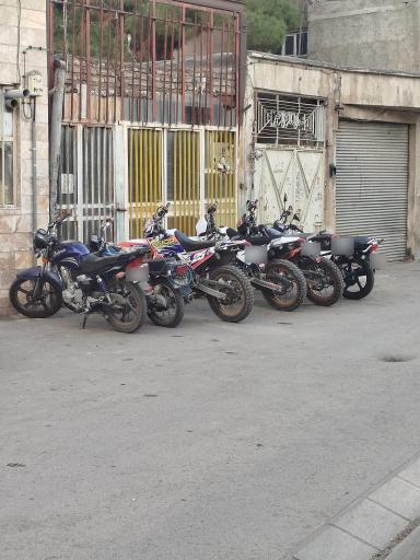تعمیرگاه موتورسیکلت مقدم