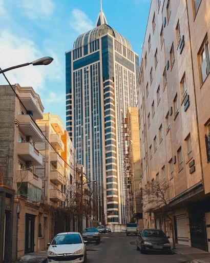 عکس برج تجارت جهانی تبریز