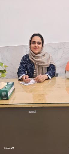 عکس مرجان آهنی