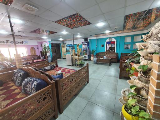 عکس رستوران و بیرون بر نایب