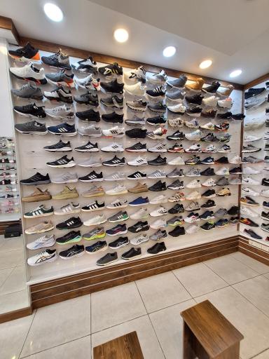 عکس فروشگاه کفش رکورد