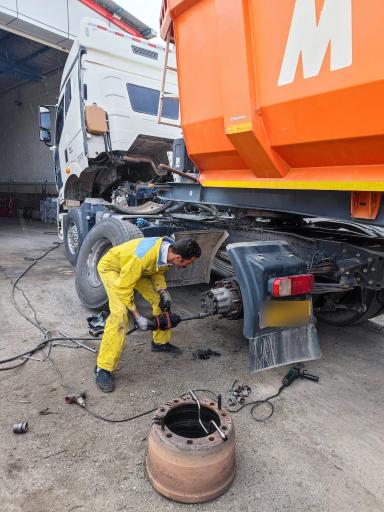 عکس لنت کوبی عدالت