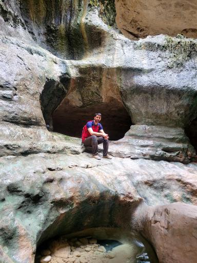 عکس تنگه شو تاریکو