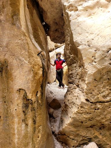 عکس تنگه شو تاریکو