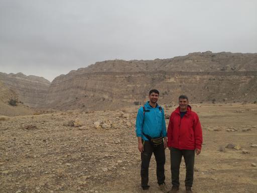 عکس تنگه شو تاریکو