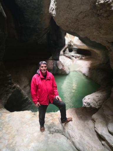 عکس تنگه شو تاریکو