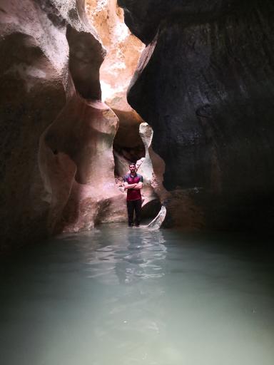 عکس تنگه شو تاریکو