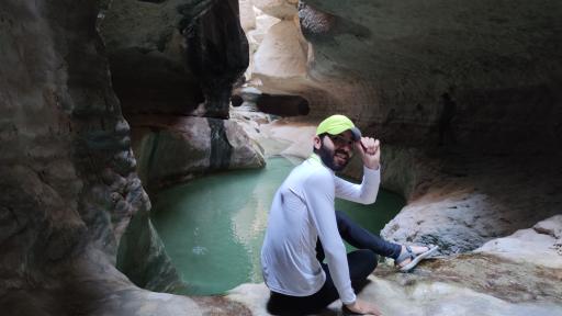 عکس تنگه شو تاریکو