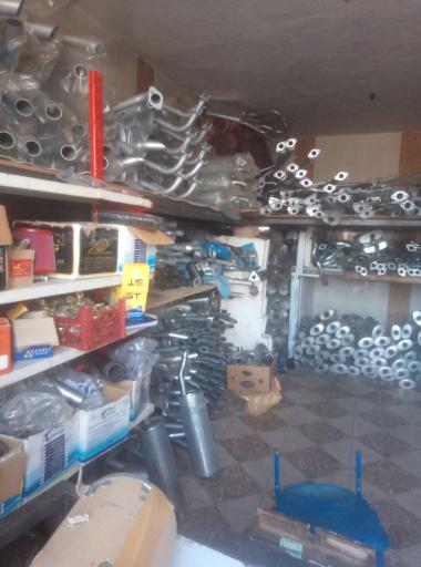 عکس فروشگاه اگزوز