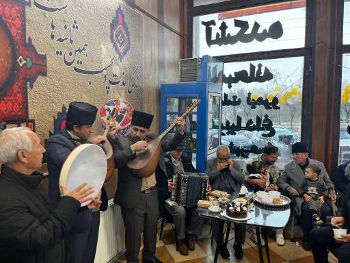 عکس صبحانه سرا و آشکده احمدپاشا