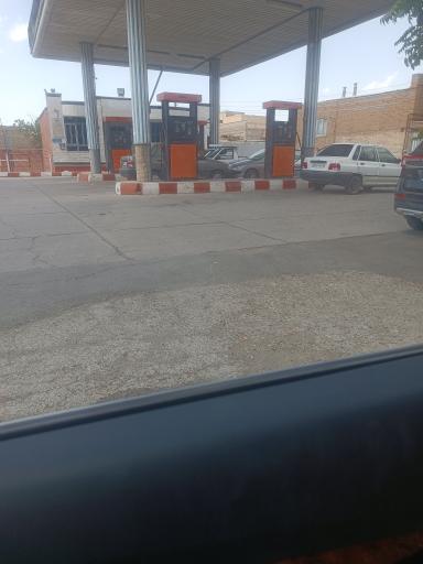 عکس پمپ بنزین