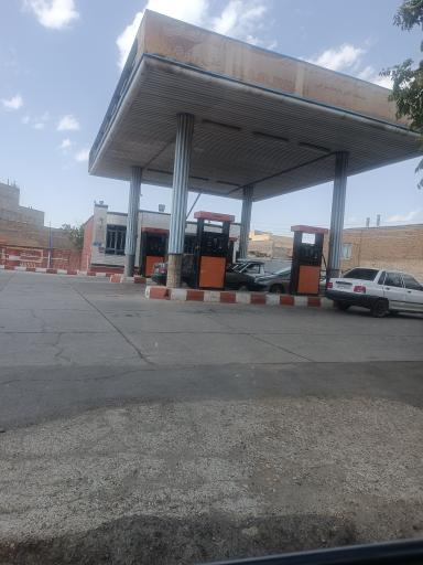 عکس پمپ بنزین