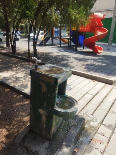 عکس آبخوری بوستان زیبا