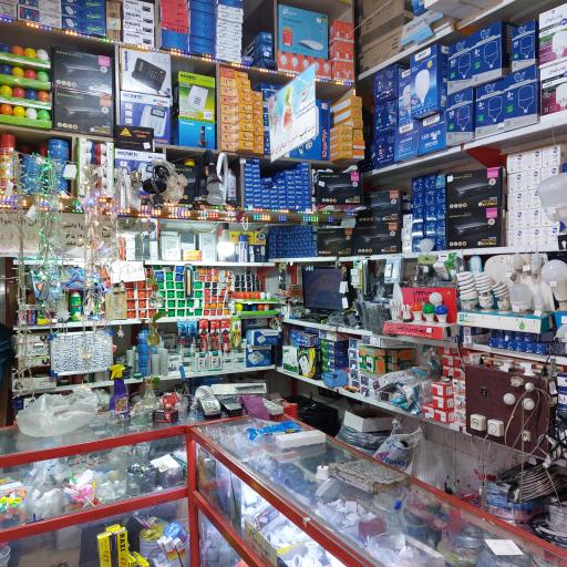 عکس الکتریکی دانش