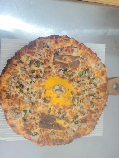 عکس پیتزا سرنا 