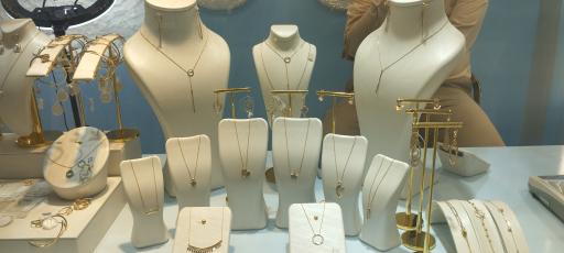 عکس گالری طلا و جواهرات ثروت