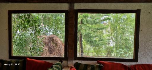 عکس رستوران سخت سر