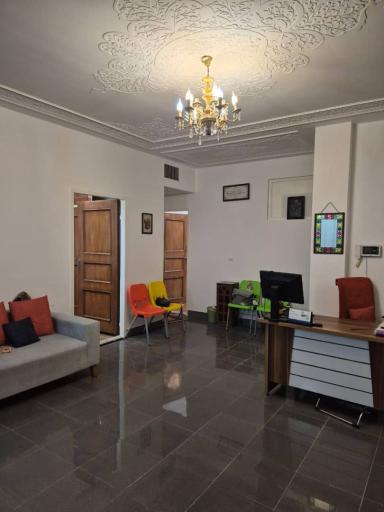 عکس آموزشگاه موسیقی زنبورک