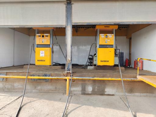 عکس جایگاه سوخت بازارچه مرزی دوغارون