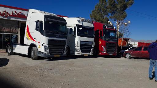 عکس نمایشگاه کامیون اسکندری