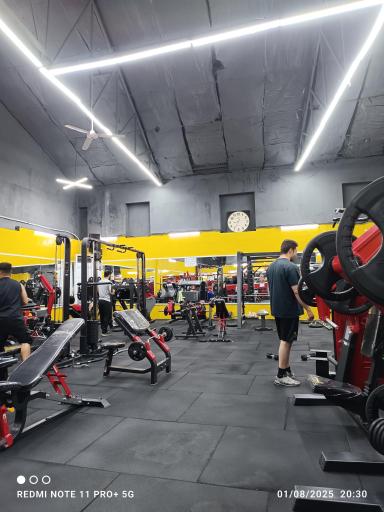 عکس باشگاه بدنسازی رامان