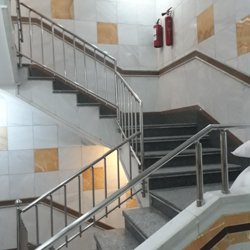 عکس هتل صادقیه توس