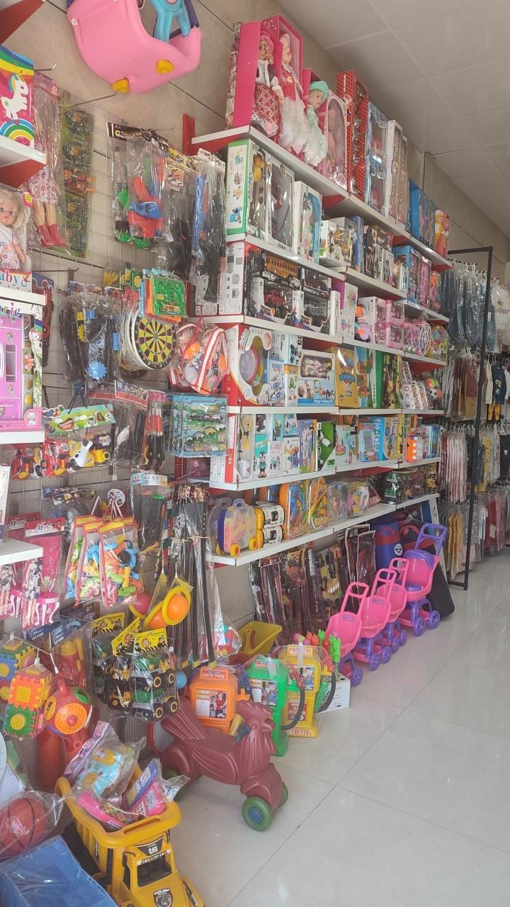 عکس سیسمونی ادبی